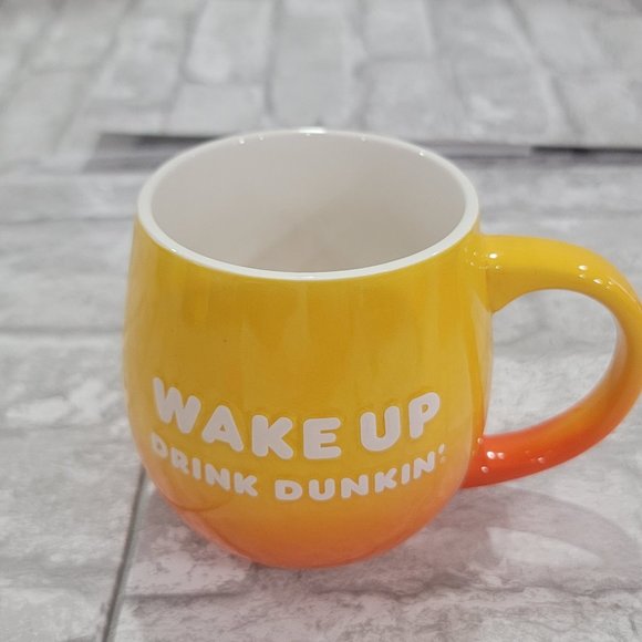 Dunkin Donuts - "Wake Up Drink Dunkin" 20 oz.‎ Ombre Yellow Orange Coffee Mug - Picture 2 of 8